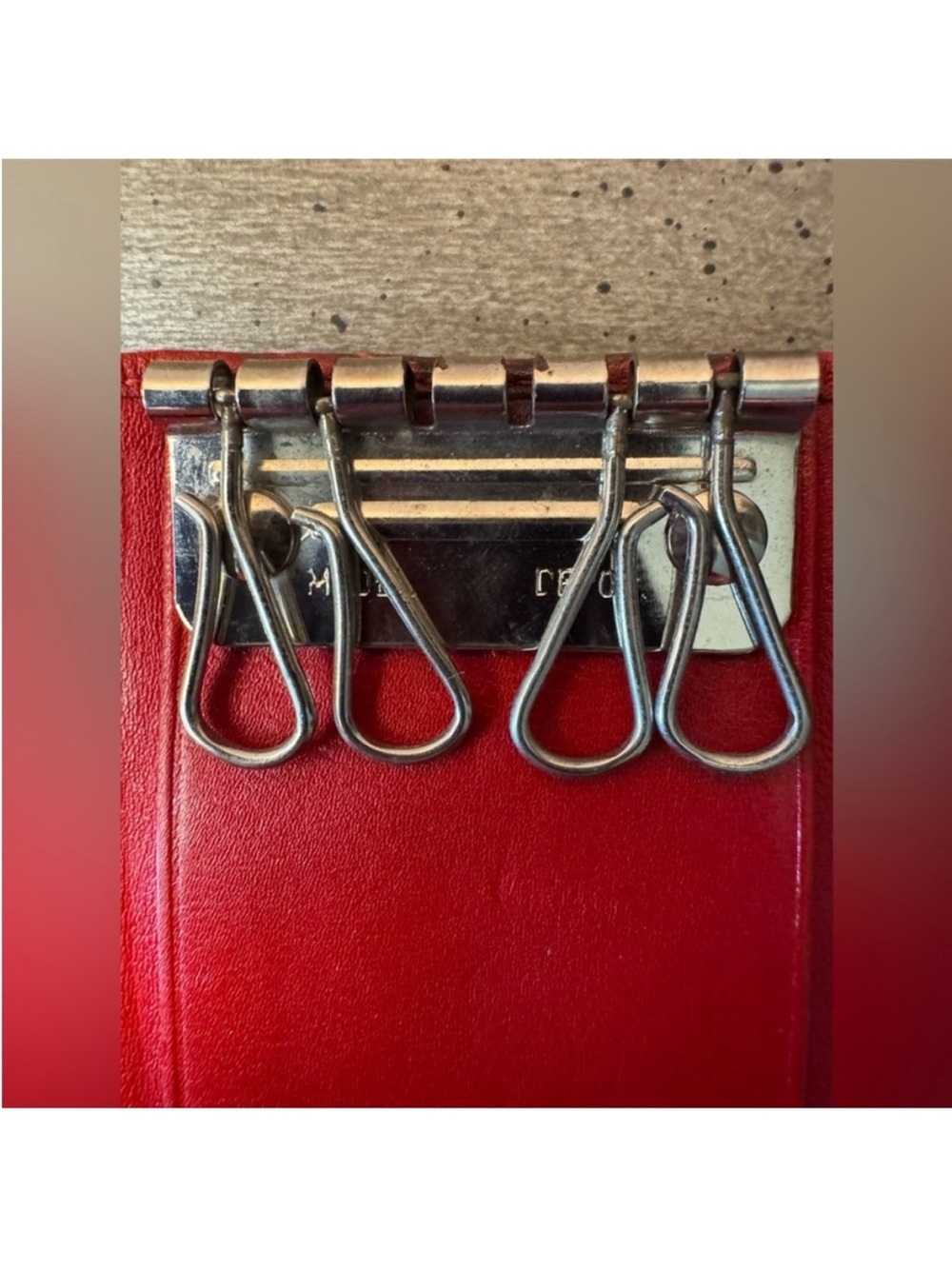 Gucci vintage Red Key Case - Picture 6 of 9